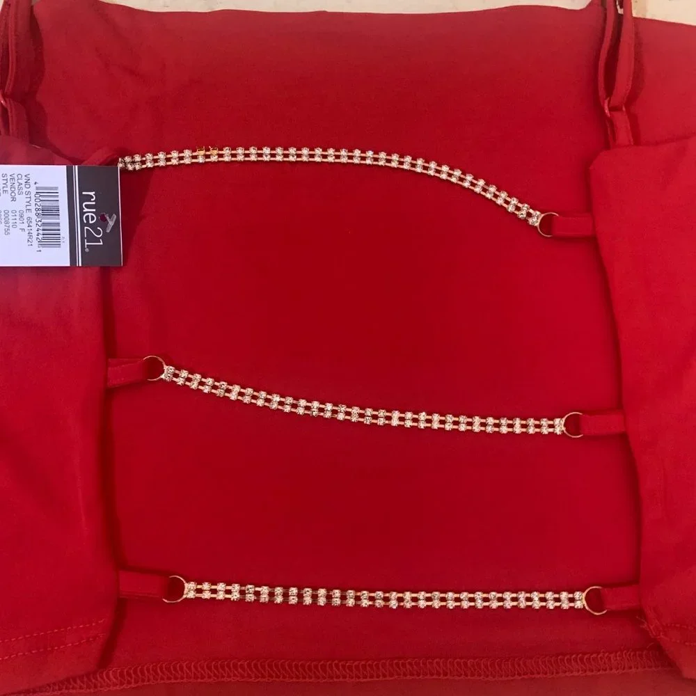 NWT Rue 21 Cropped Tank Top Chain Closure on Back Women's Size XL - Picture 3 of 8